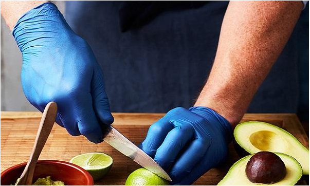 Why you Should Choose Reusable Gloves Over Disposable